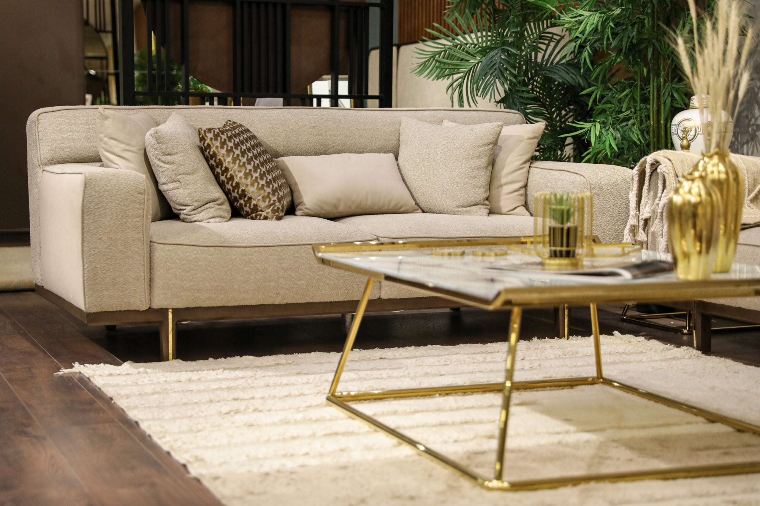 Flow Sofa set