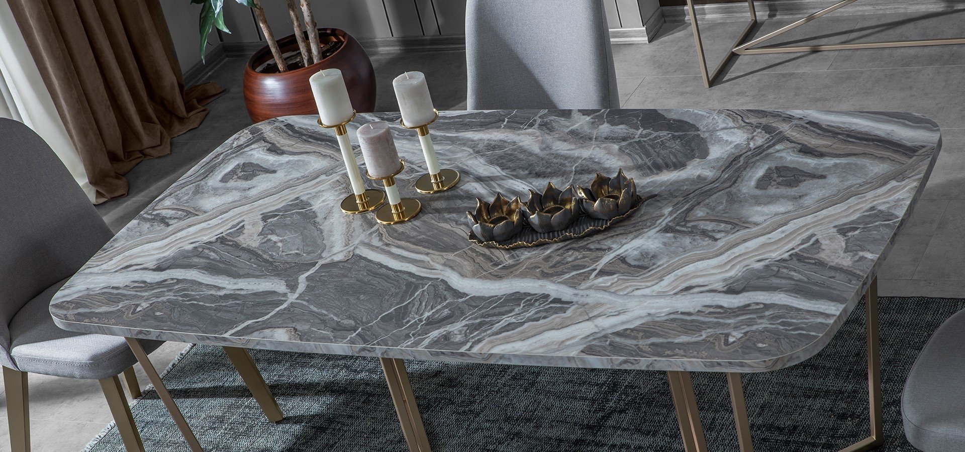 غرفة سفره لوفت جولد