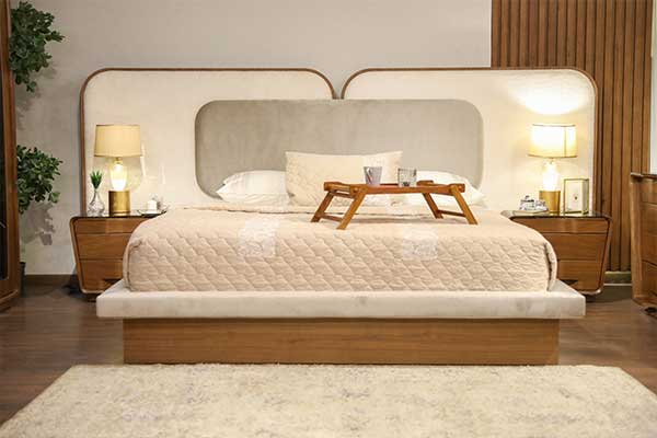 سرير هيلتون