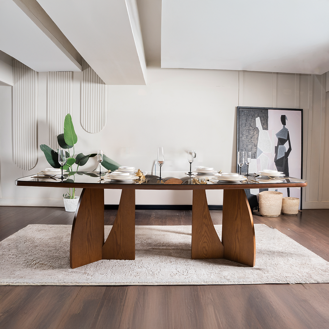 Magenta Dinnig Table